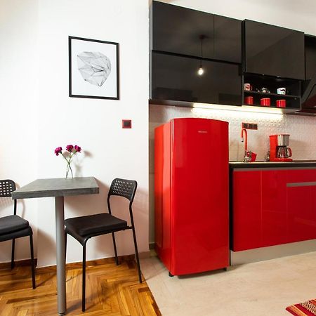 Downtown Luxury Boutique Suites : The Red Suite Thessaloniki Buitenkant foto