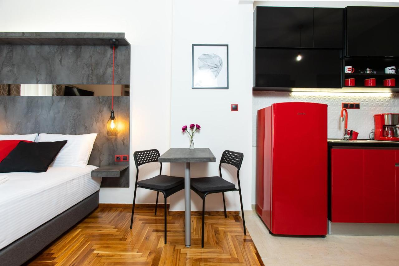 Downtown Luxury Boutique Suites : The Red Suite Thessaloniki Buitenkant foto