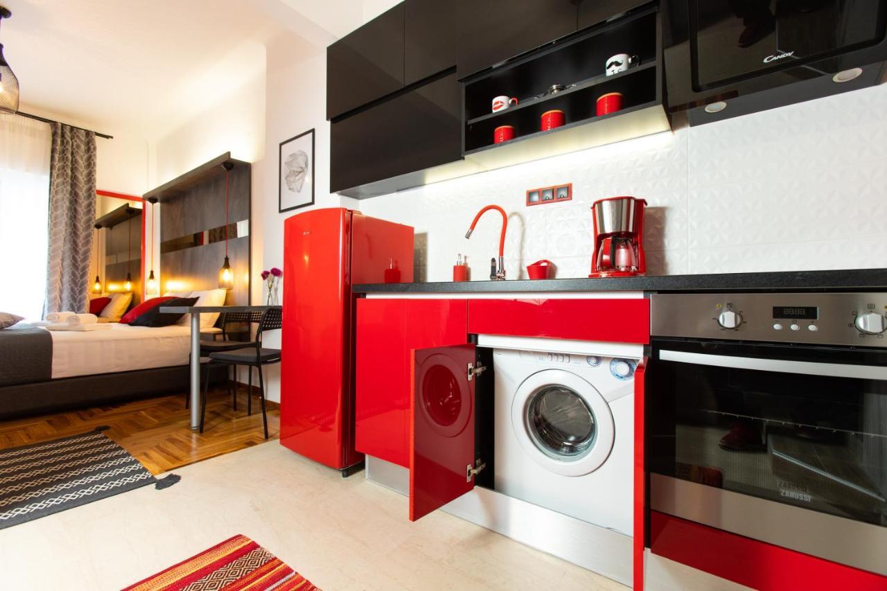 Downtown Luxury Boutique Suites : The Red Suite Thessaloniki Buitenkant foto
