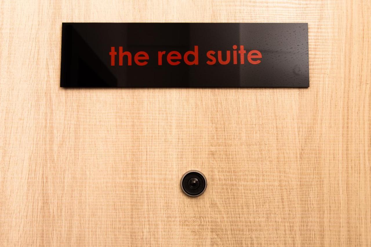 Downtown Luxury Boutique Suites : The Red Suite Thessaloniki Buitenkant foto